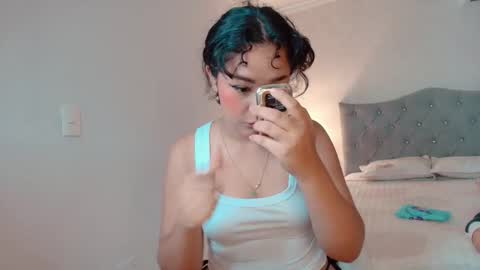 Larissas online show from 10.30.25