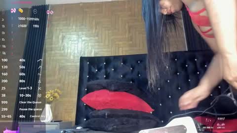       online show from 10.11.25