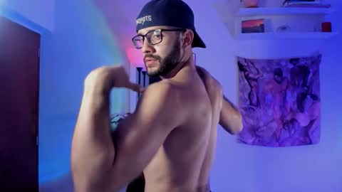 larry_stewart online show from 12.21.25