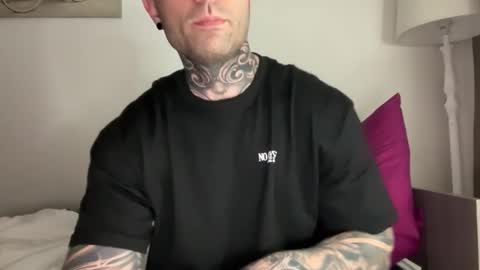 Snapshot of larsskeet chatting on 02.05.26 larsskeet online show from 02.05.26