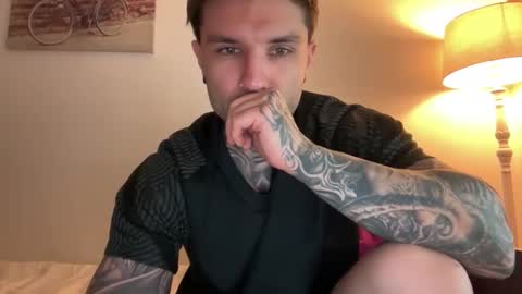 Snapshot of larsskeet chatting on 02.07.26 larsskeet online show from 02.07.26