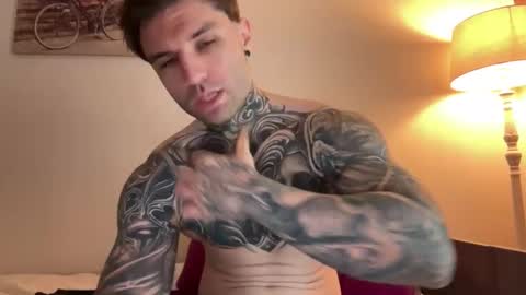 Snapshot of larsskeet chatting on 02.15.26 larsskeet online show from 02.15.26