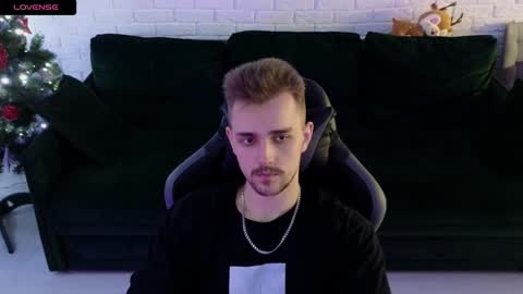 Snapshot of larstar01 chatting on 12.29.24 Lars online show from 12.29.24