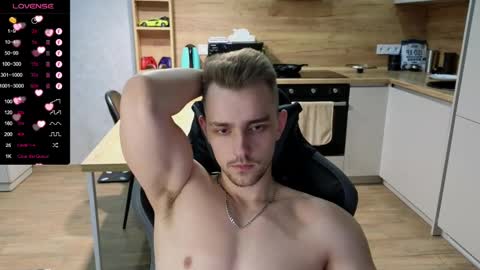 Snapshot of larstar01 chatting on 02.09.25 Lars online show from 02.09.25