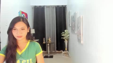 Snapshot of lartvier69xxx chatting on 04.25.26 larth online show from 04.25.26
