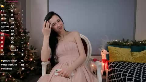 Snapshot of latanyahorstead chatting on 12.19.25 Olivia online show from 12.19.25