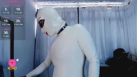 Snapshot of latex_rose_daniels chatting on 03.26.26 ROSE online show from 03.26.26