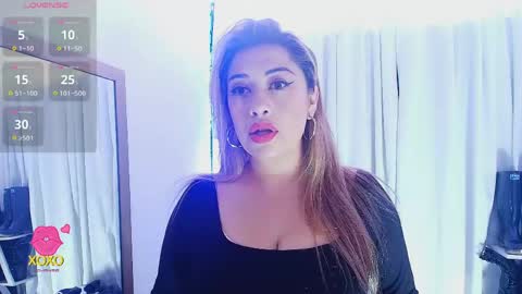 Snapshot of latex_rose_daniels chatting on 04.05.26 ROSE online show from 04.05.26