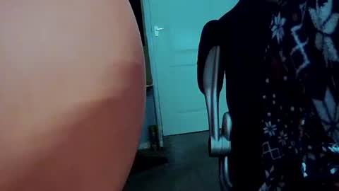 latexchris77 online show from 12.05.24