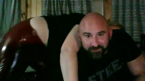 latexcouple2025 online show from 09.14.25