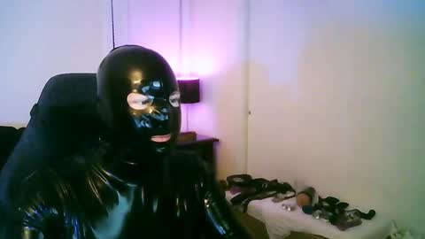 latexminheadroom online show from 09.21.25