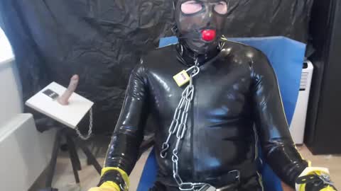 Snapshot of latexslaafboy2 chatting on 02.13.25 latexslaafboy online show from 02.13.25
