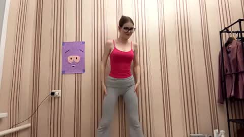Mia online show from 08.03.26