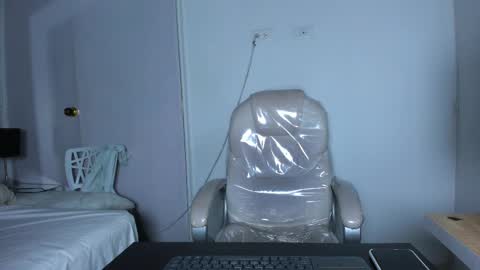 Johana y Santiago online show from 02.17.25