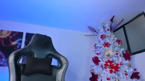 Snapshot of latin_goddessx chatting on 12.24.24 instagramlatin goddessx im nikoll online show from 12.24.24