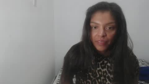 M E G A N  online show from 06.04.26