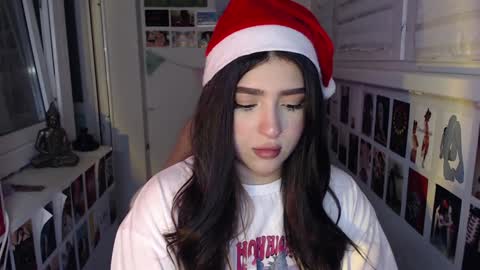 miiiiiiaaaa online show from 12.26.24