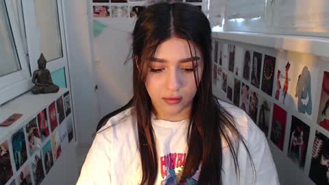 miiiiiiaaaa online show from 01.15.25