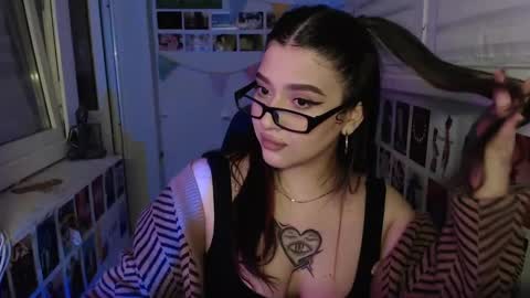 miiiiiiaaaa online show from 02.07.25