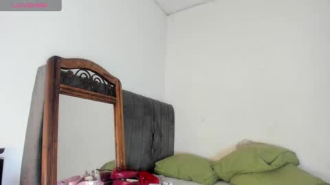 angelina  online show from 09.17.25