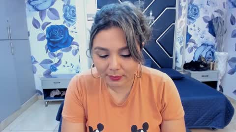 Snapshot of latinaholequeen chatting on 09.15.25 EMMA   online show from 09.15.25