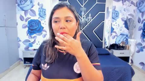 Snapshot of latinaholequeen chatting on 10.14.25 EMMA   online show from 10.14.25