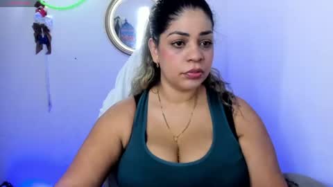 Snapshot of latinamav22 chatting on 07.03.26 latinamav22 online show from 07.03.26