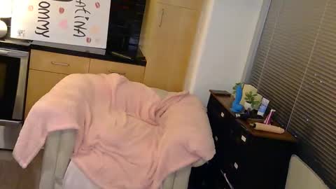 Snapshot of latinamommysilvana chatting on 02.27.26 latinamommysilvana online show from 02.27.26