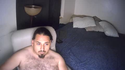 Snapshot of latinbb3030 chatting on 10.14.25 LatinoBB online show from 10.14.25