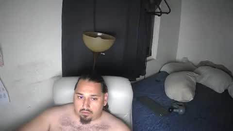 Snapshot of latinbb3030 chatting on 11.04.25 LatinoBB online show from 11.04.25