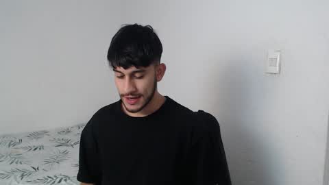 Snapshot of latinbunny7779 chatting on 01.09.25 camilo online show from 01.09.25