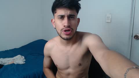 Snapshot of latinbunny7779 chatting on 01.25.25 camilo online show from 01.25.25