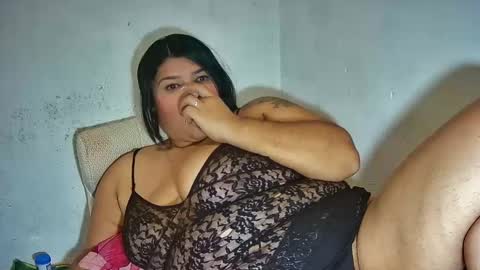 latincurvy1992 online show from 09.21.25