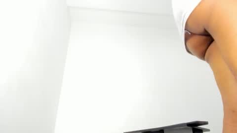 latinebonyts online show from 11.13.25