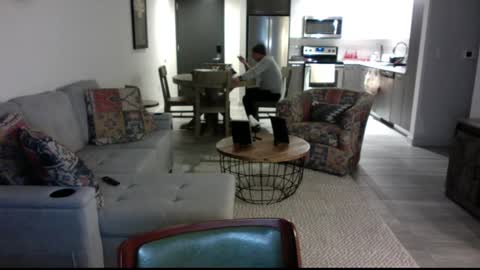 Snapshot of latinnous chatting on 12.26.24 QS - INDEPENDENT MODEL online show from 12.26.24