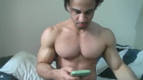 latino_rodri online show from 05.08.26