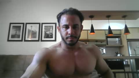 latino_rodri online show from 06.15.26