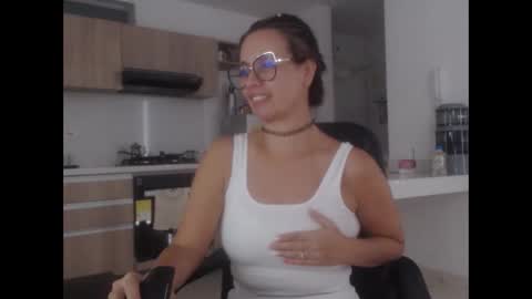 latinpaprika online show from 11.01.25