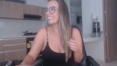 latinpaprika online show from 02.24.26