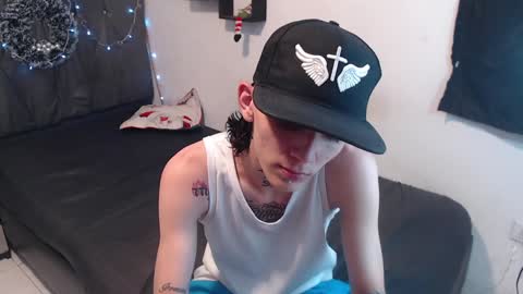 Snapshot of latins_boys_20 chatting on 12.15.24 NICK online show from 12.15.24