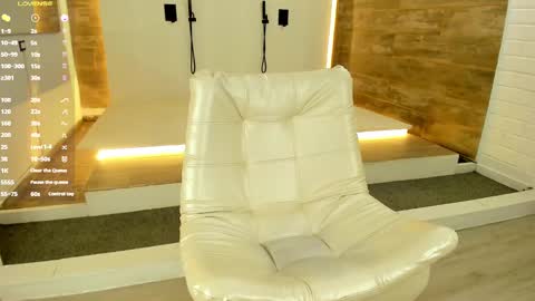 LEANDRO online show from 12.06.24