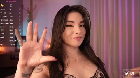 IG 1lau  1 X 1lau  1 online show from 02.08.25