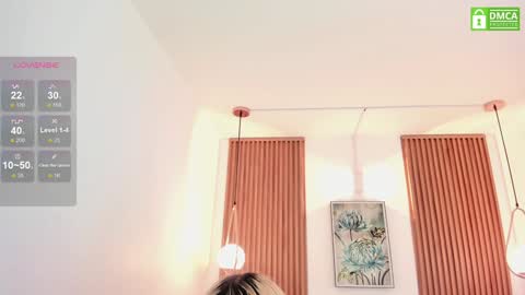 Snapshot of laukyubey chatting on 01.14.25 Laukyubey online show from 01.14.25