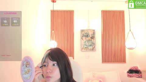 Snapshot of laukyubey chatting on 02.18.25 Laukyubey online show from 02.18.25