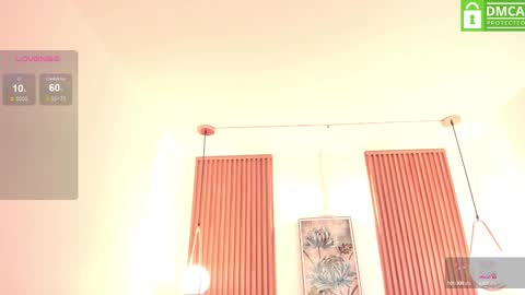 Snapshot of laukyubey chatting on 02.23.25 Laukyubey online show from 02.23.25