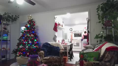 LauLauMa online show from 12.23.24