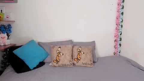 laura1__ online show from 01.20.25