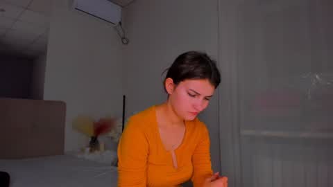 Laura online show from 12.06.24