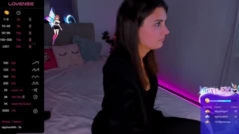 Laura online show from 12.14.24