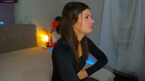 Laura online show from 10.27.25